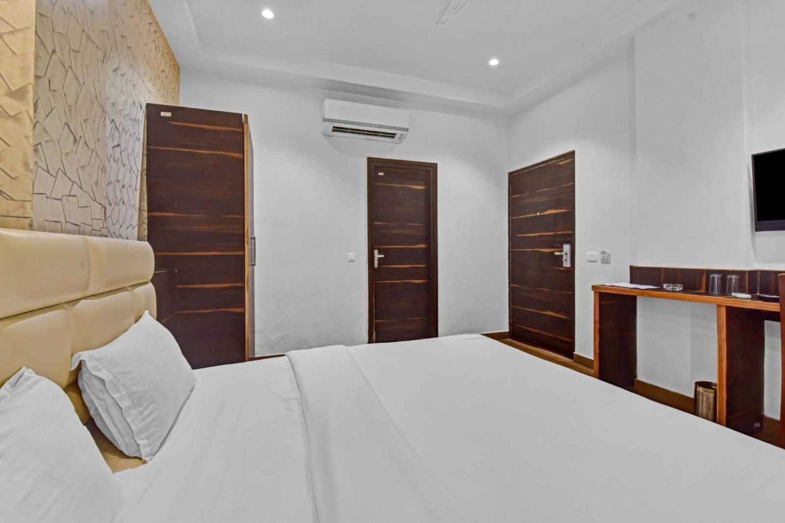 Collection O Hotel Karma Inn Jaipur Luaran gambar